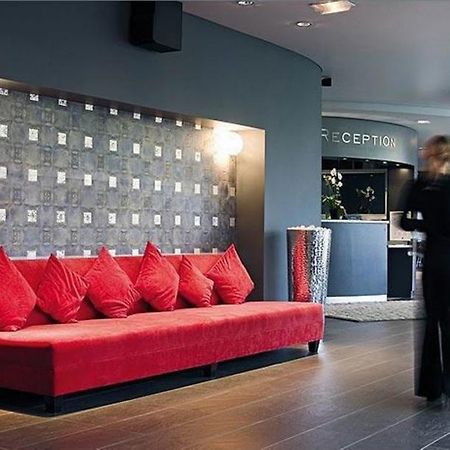 Standing Hotel Suites By Actisource Roissy-en-France Exteriér fotografie
