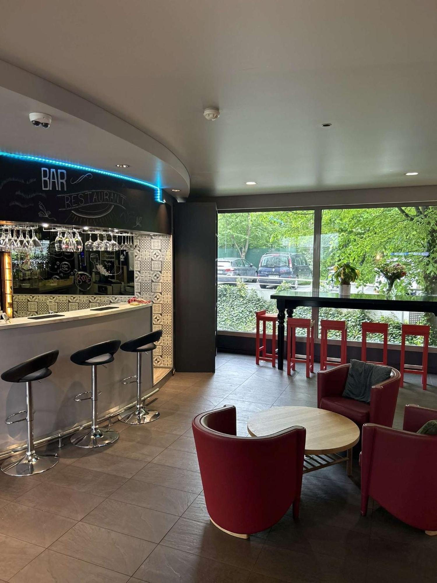 Standing Hotel Suites By Actisource Roissy-en-France Exteriér fotografie