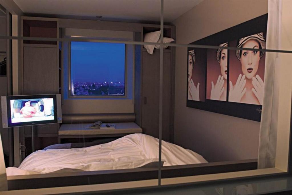 Standing Hotel Suites By Actisource Roissy-en-France Pokoj fotografie