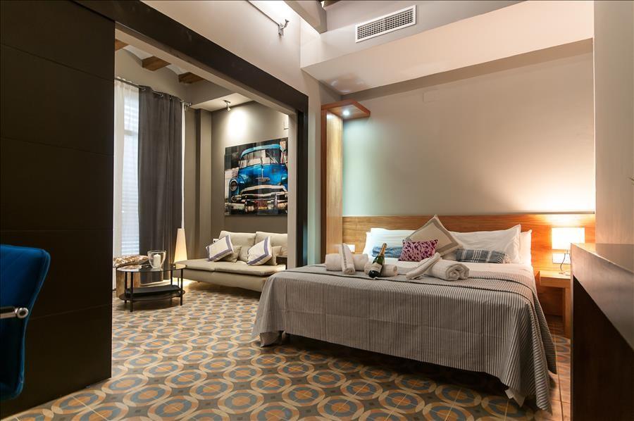 Standing Hotel Suites By Actisource Roissy-en-France Exteriér fotografie